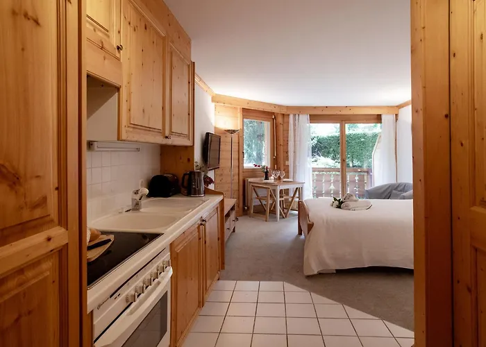 Bristol 12b By Interhome